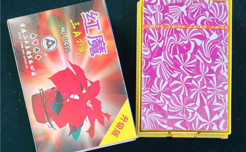 文化传承与多元价值：麦盖提纸牌的现代发展与应用探索